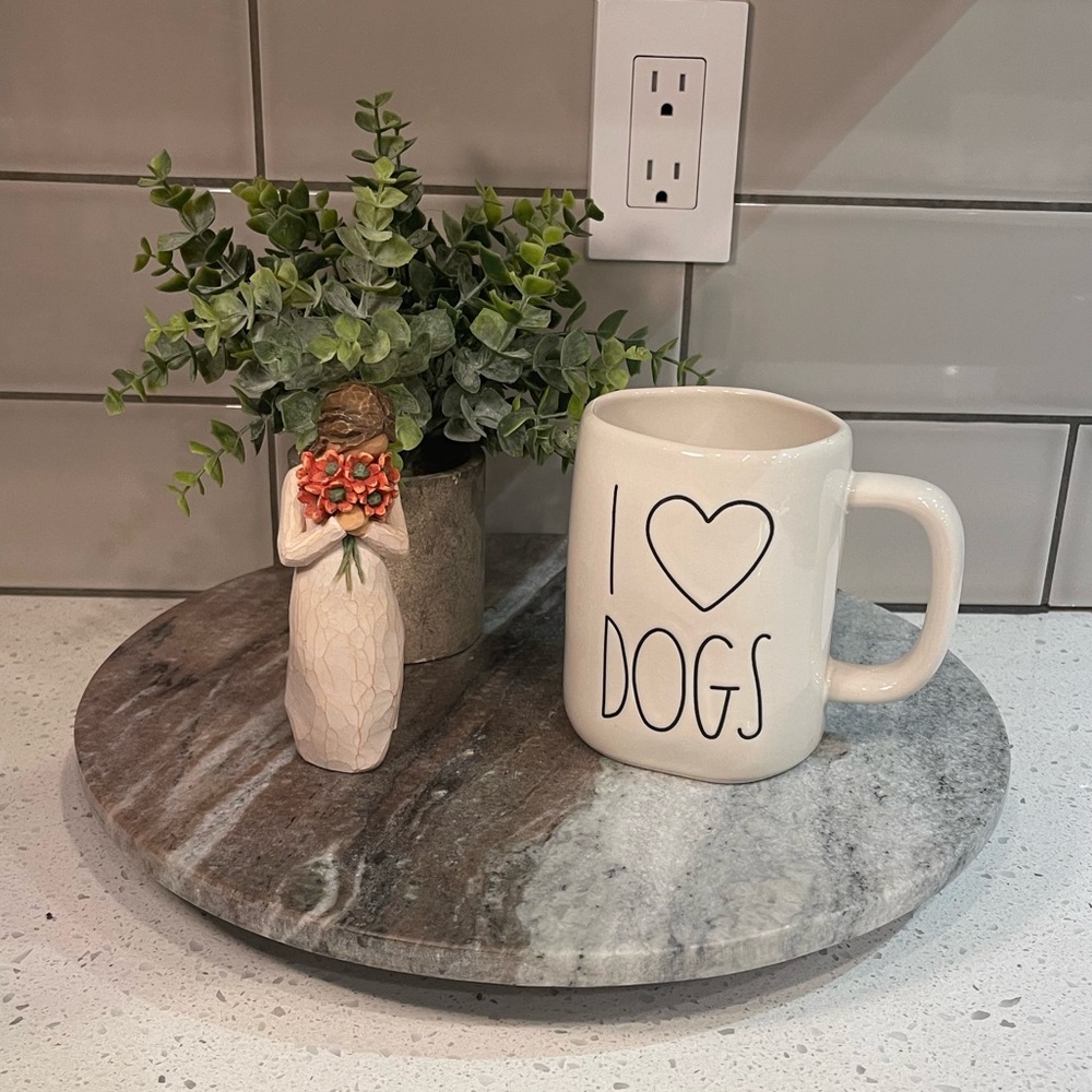 NWT - RAE DUNN “I ❤️ DOGS” Mug